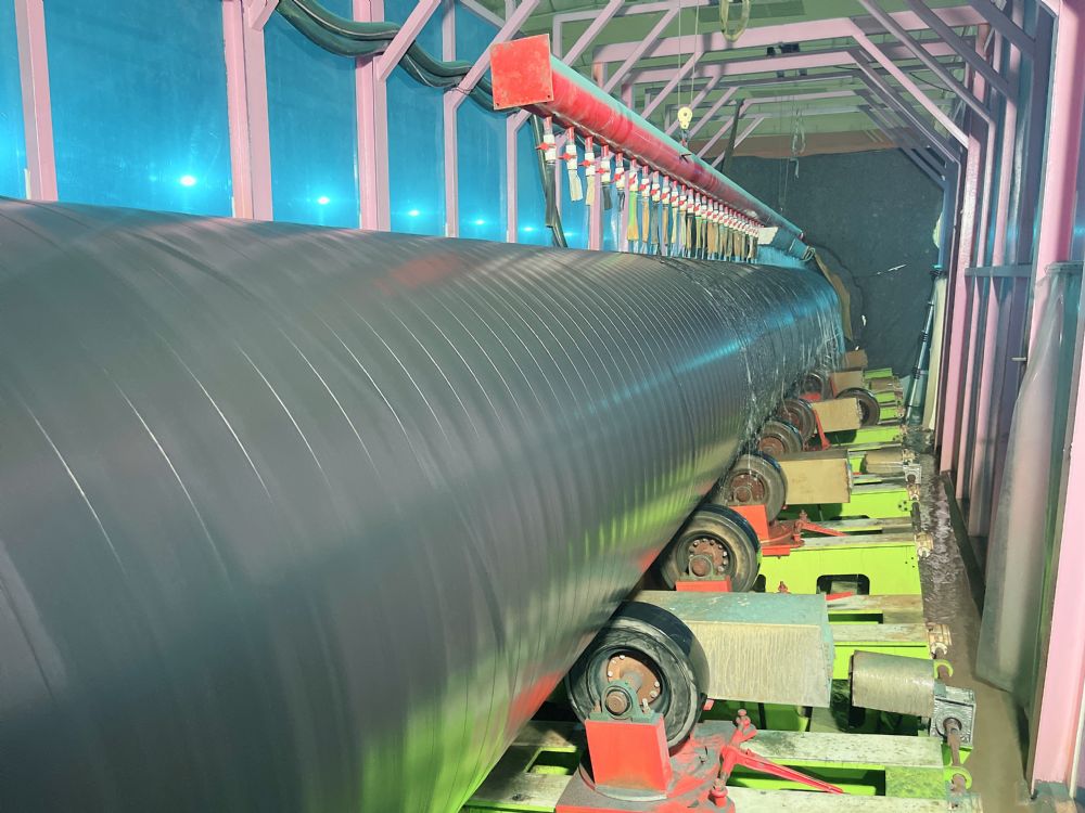 三層PE外防腐螺旋鋼管